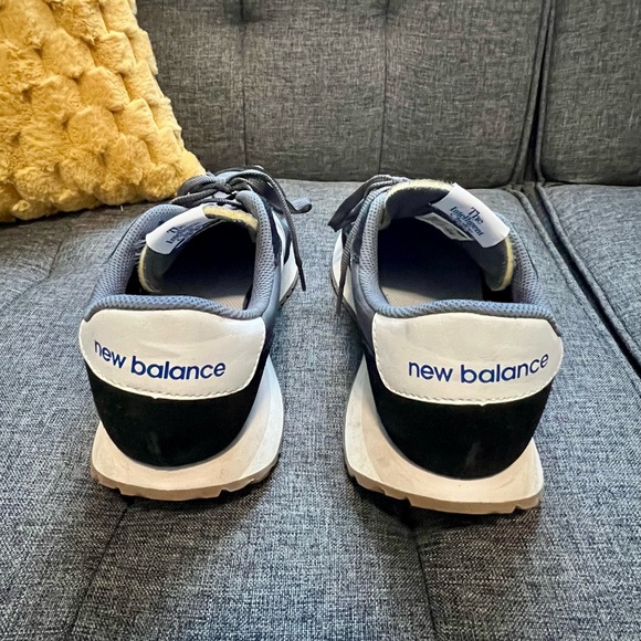 Men’s New Balance 237 sneaker size 9.5 - Picture 4 of 7